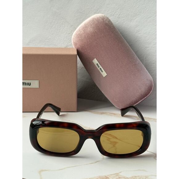 NEW Miu Miu MU B13S Brown Yellow Rectangular Sunglasses main image 5